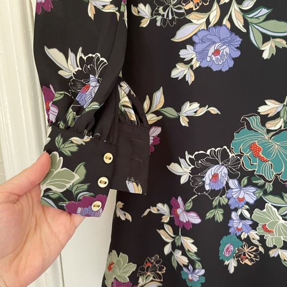 Floral Long Sleeve mini Dress - Picture 5 of 5